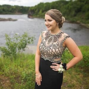 Meet your Posher, Kaitlyn